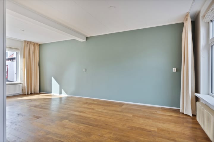 Foto 8 van Burg. Langebeekestraat 32