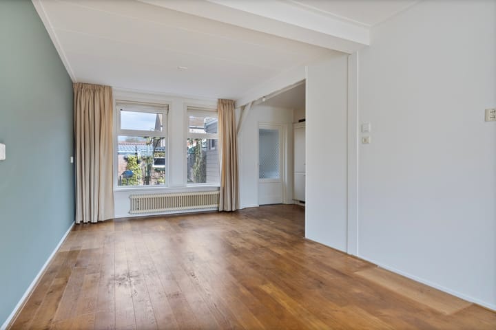 Foto 11 van Burg. Langebeekestraat 32