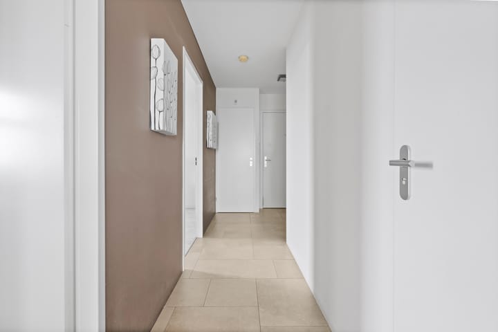 Photo 34 of Emmasingel 31-277