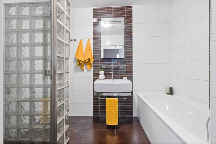 Photo 38 of Emmasingel 31-277