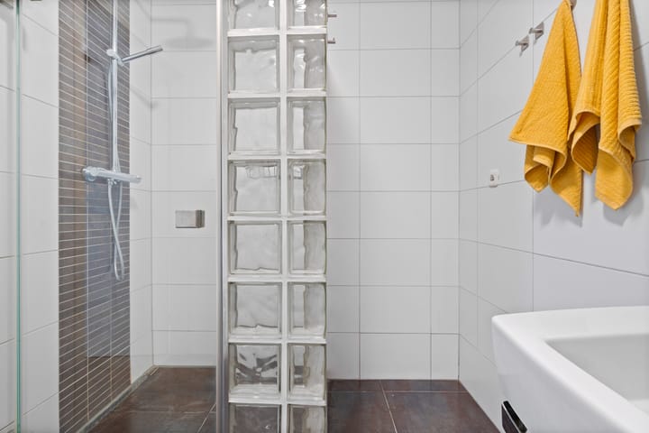 Photo 40 of Emmasingel 31-277