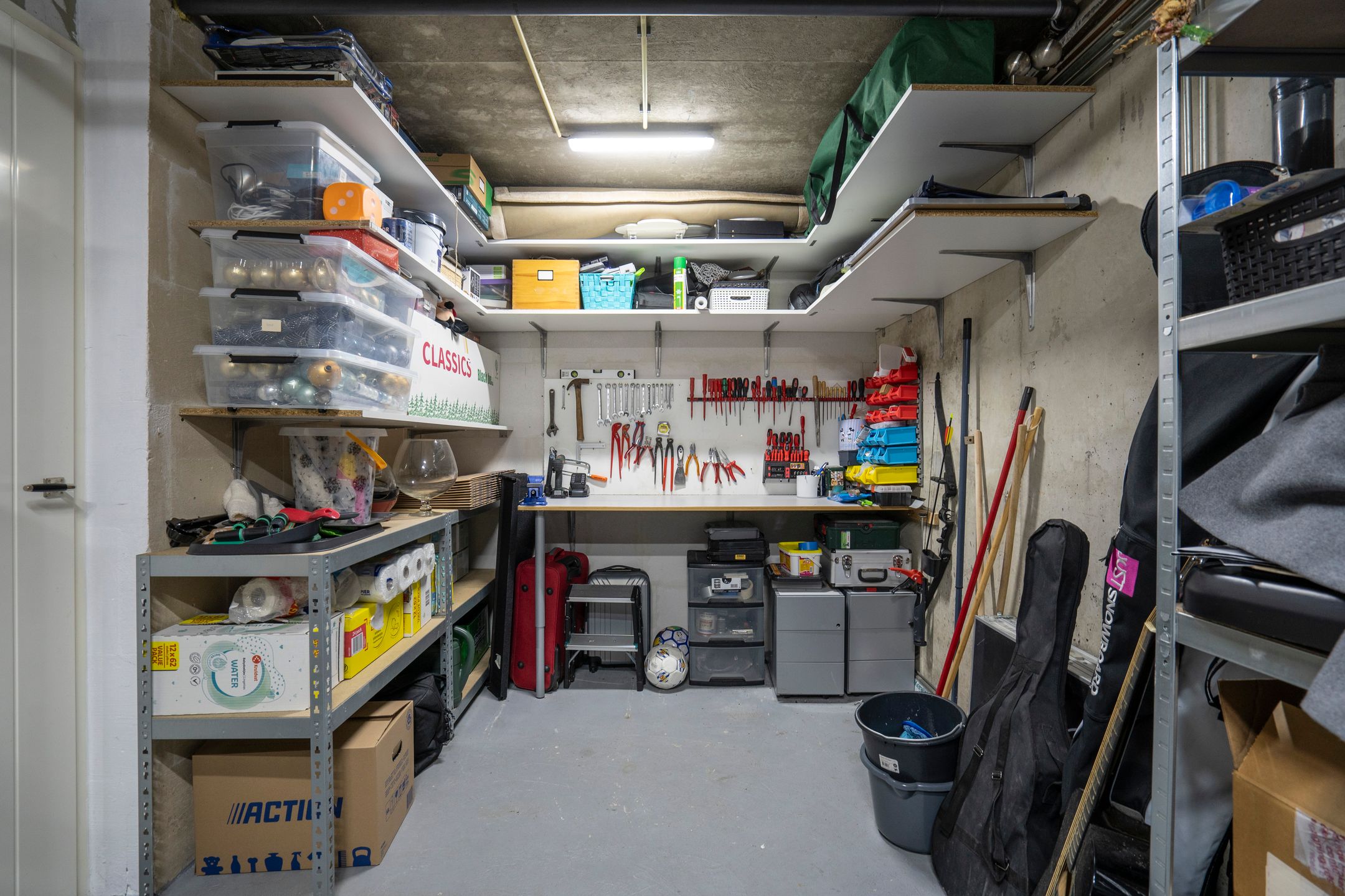 Photo 6 of Hoofdwal 115