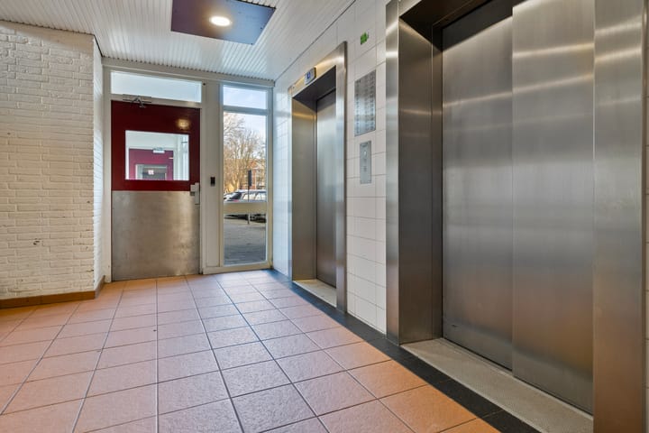 Foto 8 van Heiloostraat 123