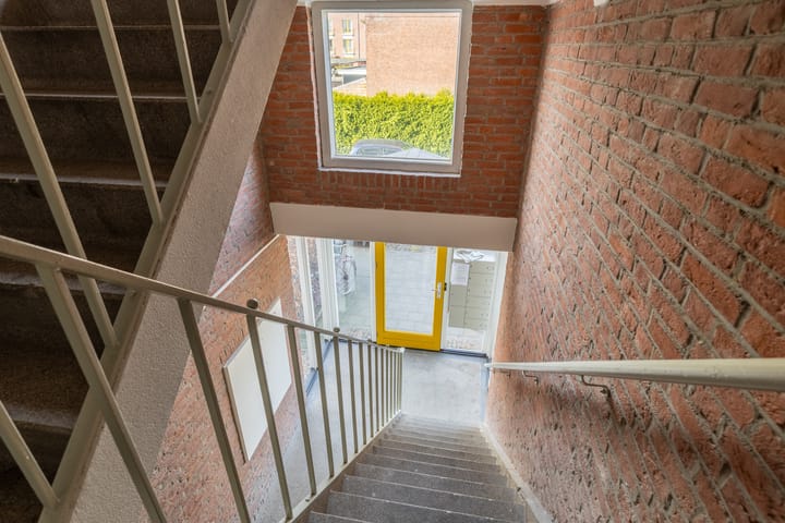 Photo 7 of Wattstraat 12-A