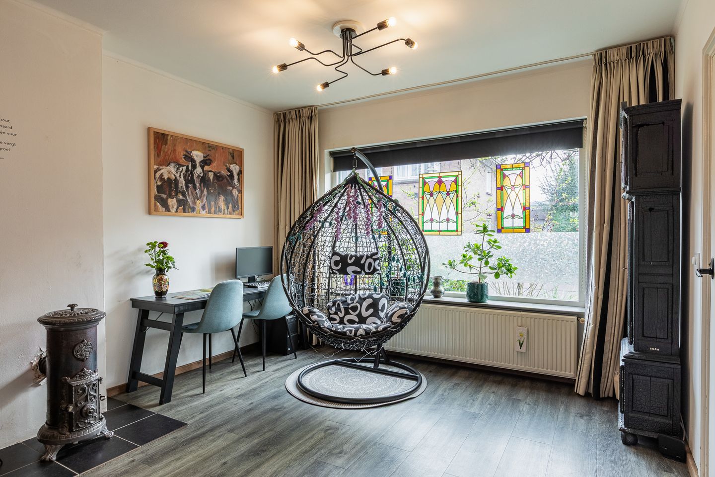 Photo 10 of Emmastraat 27-A