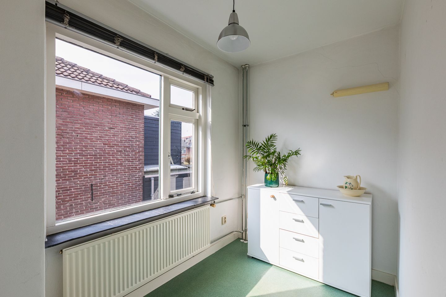 Photo 35 of Emmastraat 27-A