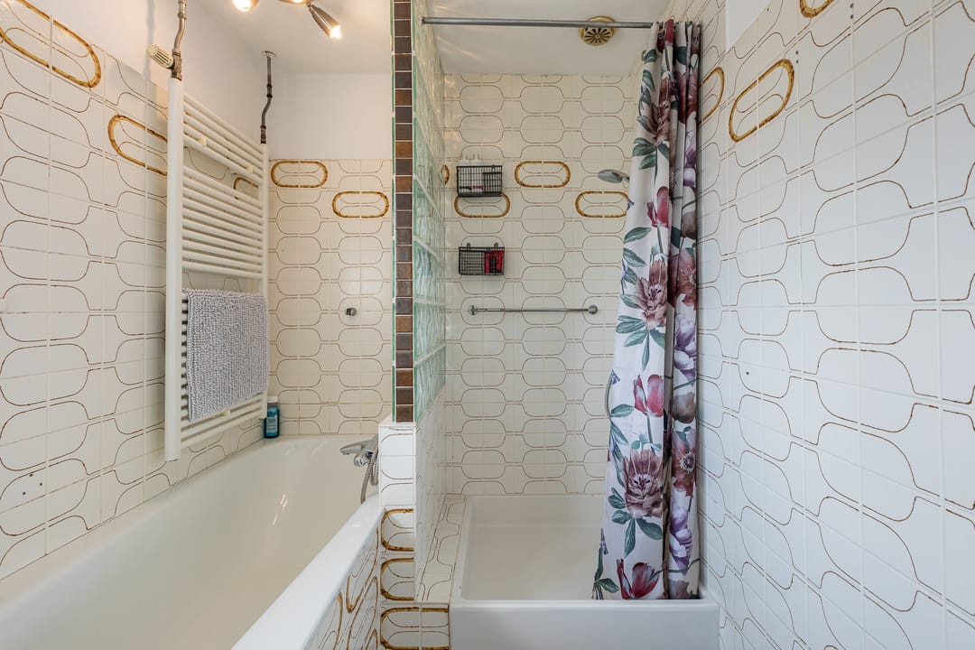 Photo 37 of Emmastraat 27-A