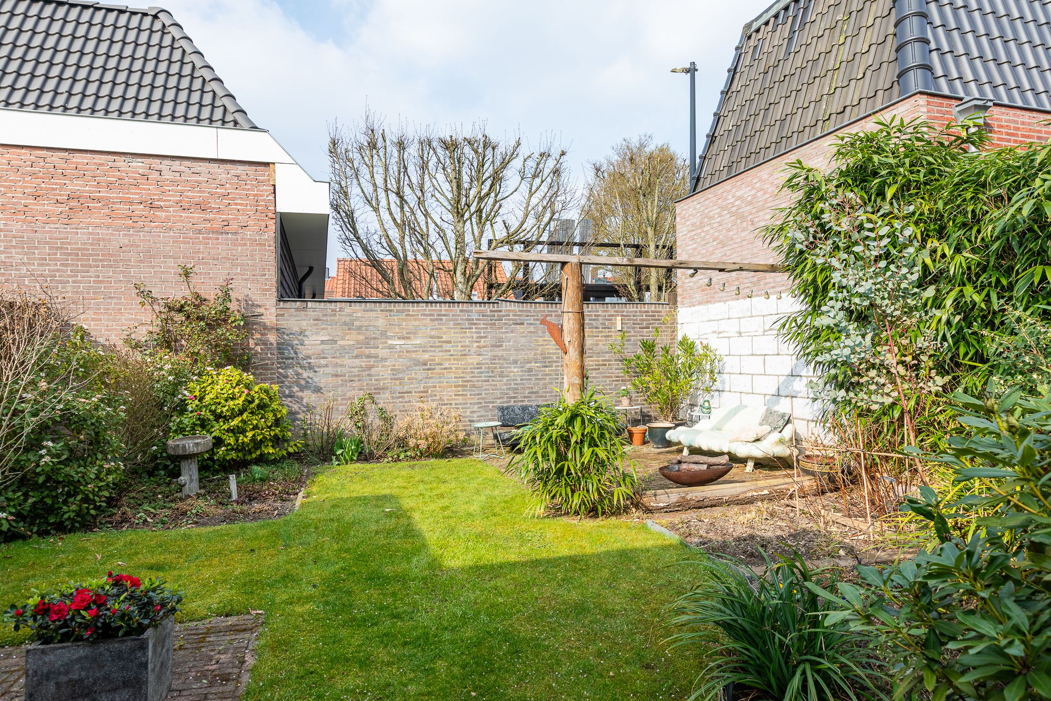 Photo 42 of Emmastraat 27-A