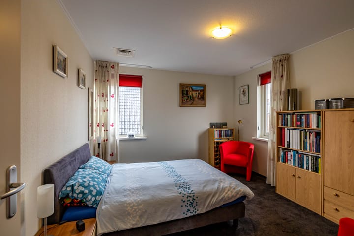 Foto 32 van Koningin Julianalaan 23