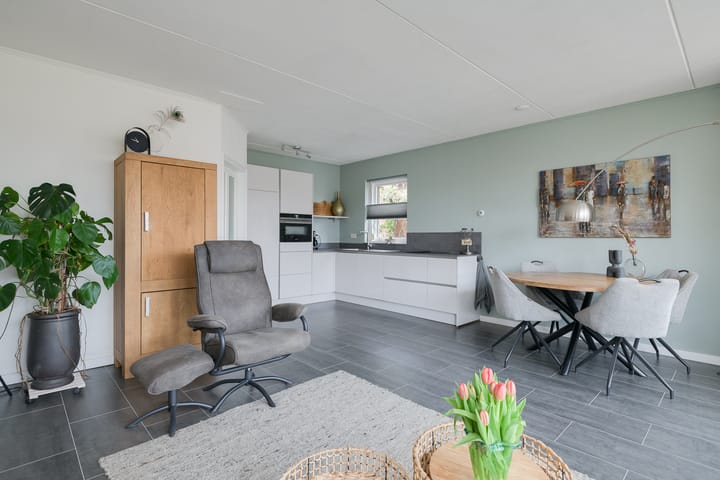 Foto 12 van Ravenhorsterweg 83-I