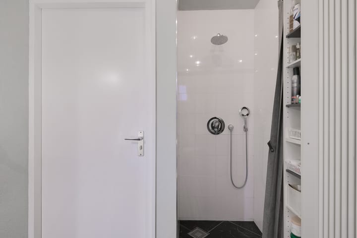 Foto 30 van Ravenhorsterweg 83-I