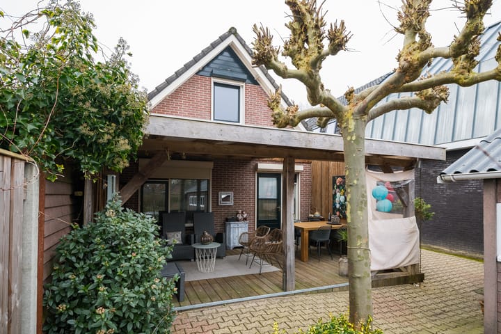 Foto 43 van Ravenhorsterweg 83-I