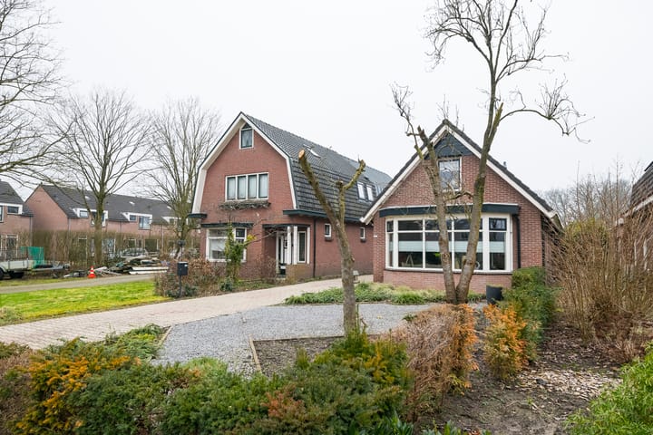 Foto 49 van Ravenhorsterweg 83-I