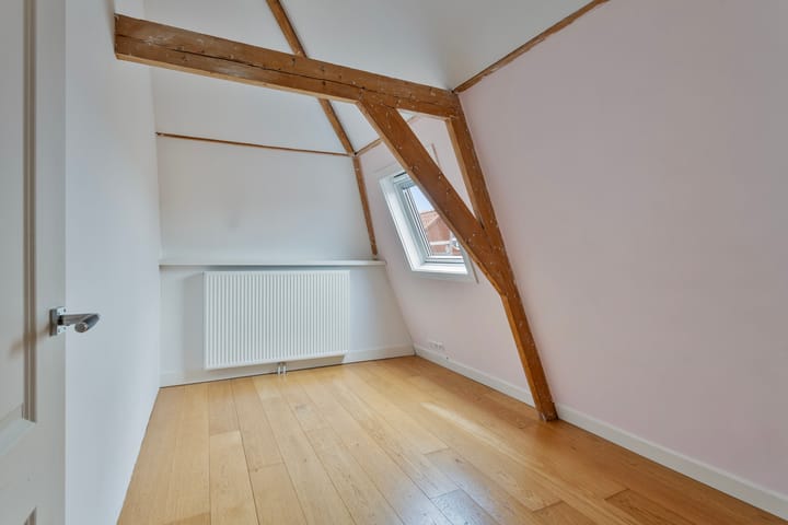 Foto 18 van Hoogstraat 22-B