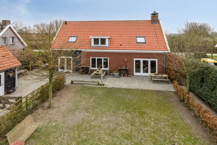 Photo 3 of van der Poest Clementstraat 38