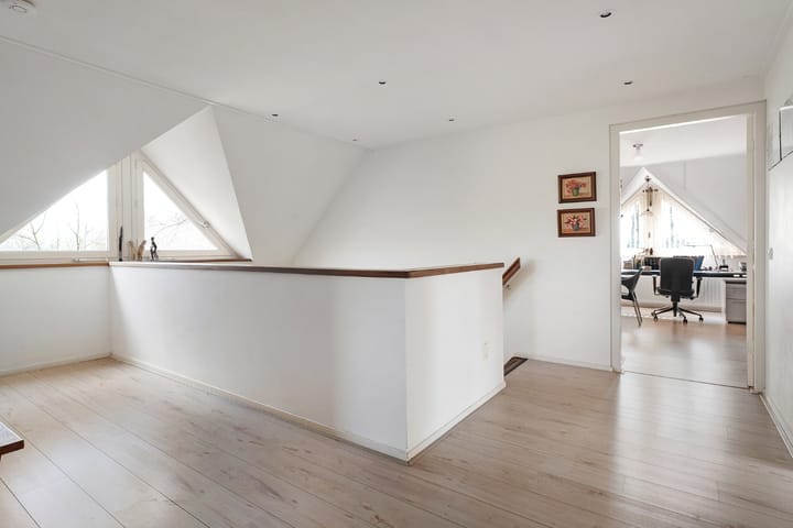 Photo 40 of Glinthaar 39