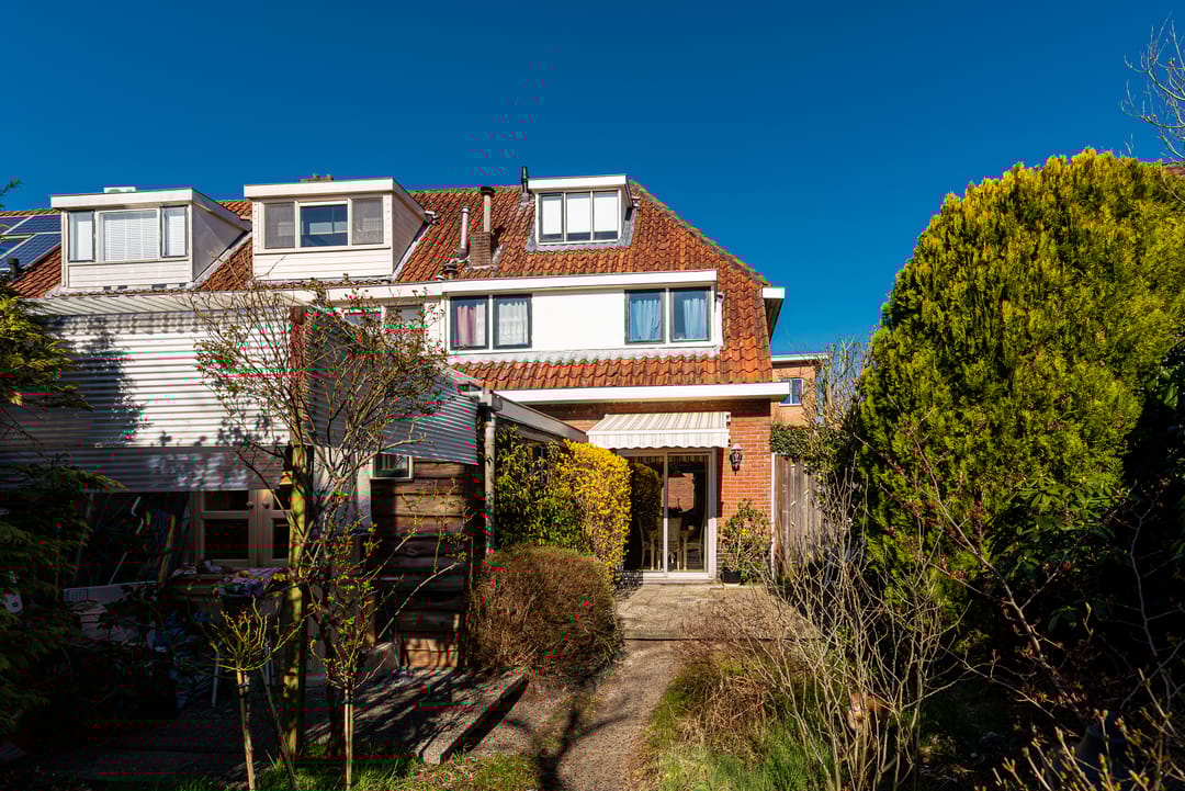 Photo 23 of Mezenstraat 12