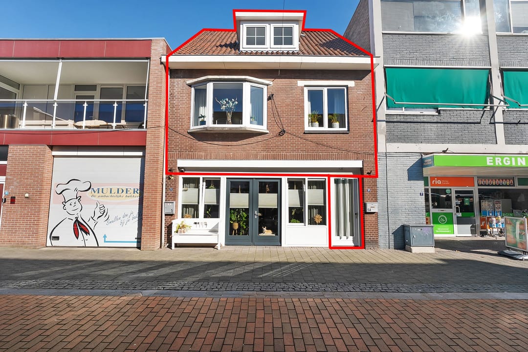 Photo 1 of van Echtenstraat 5-A