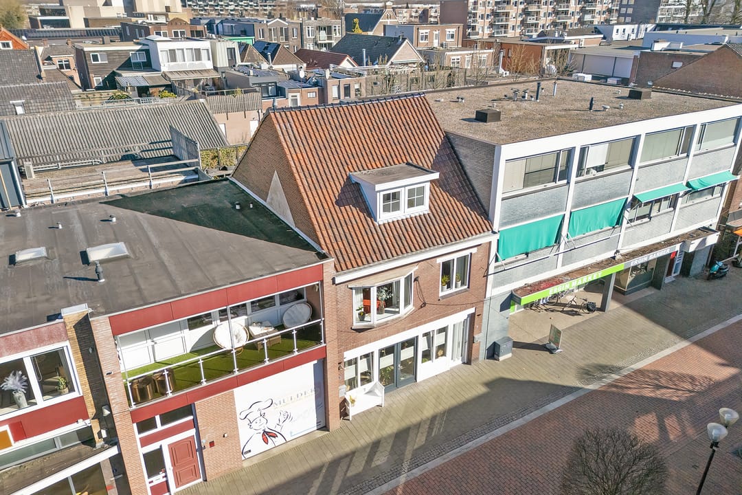 Photo 2 of van Echtenstraat 5-A