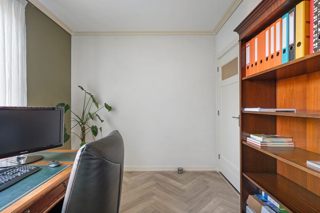 Photo 22 of van Echtenstraat 5-A