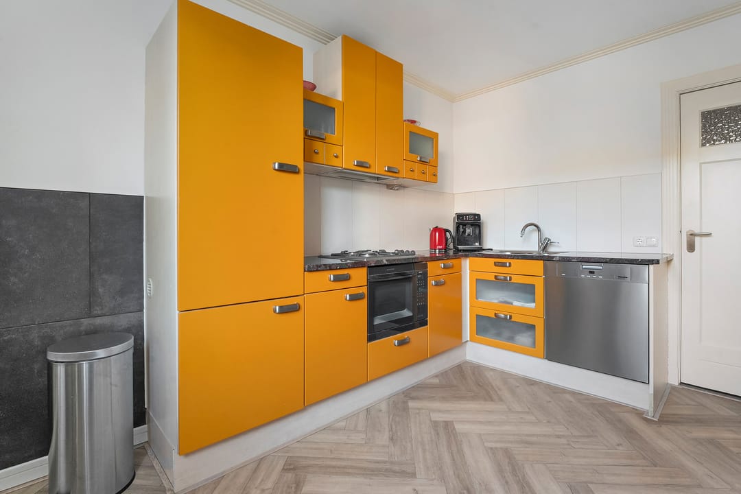 Photo 26 of van Echtenstraat 5-A