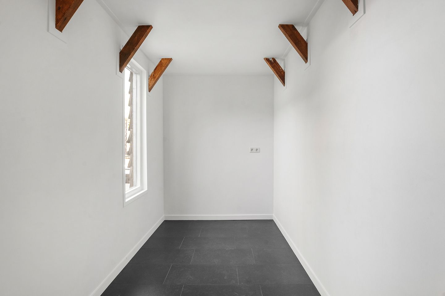 Photo 29 of van Echtenstraat 5-A