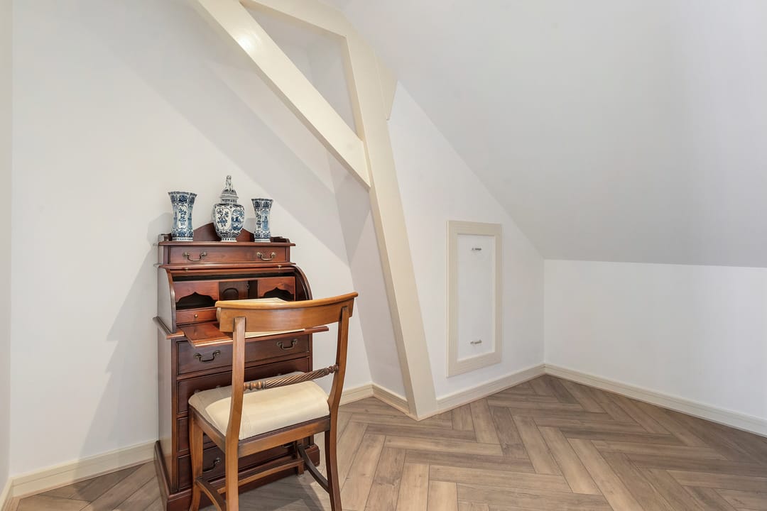 Photo 37 of van Echtenstraat 5-A