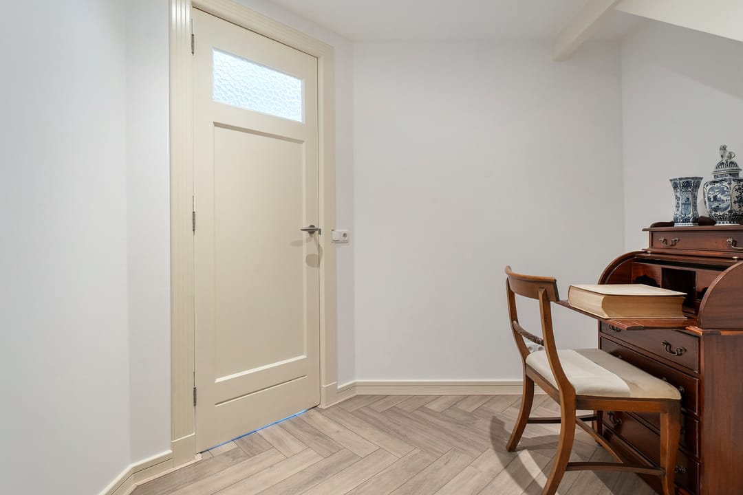 Photo 38 of van Echtenstraat 5-A