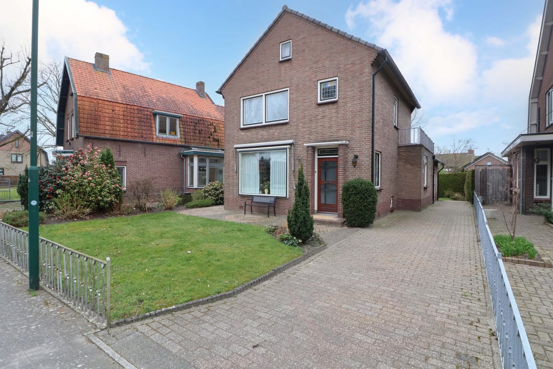 Photo 22 of Molenstraat 44