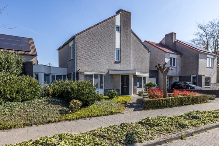 Foto 1 van Overheek 14