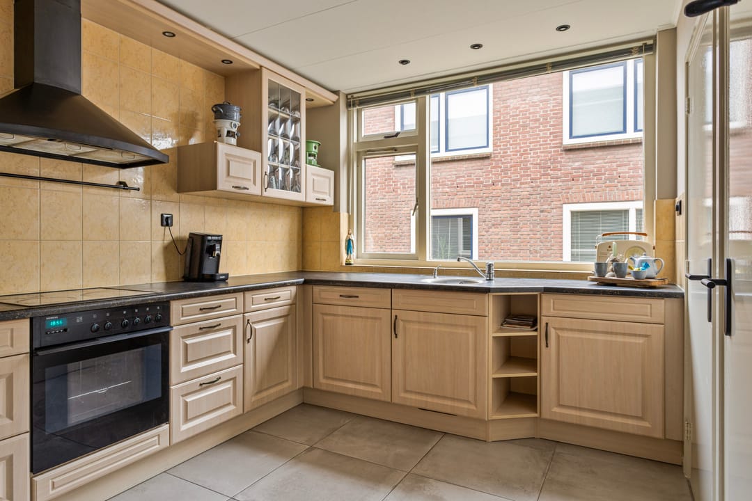 Photo 16 of Beatrixstraat 17