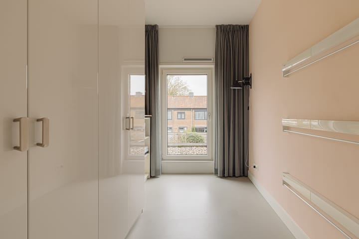 Foto 21 van Graaf Aelbrechtlaan 179