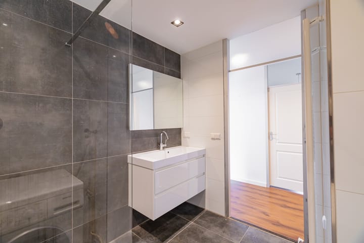 Foto 15 van Leerdamhof 224