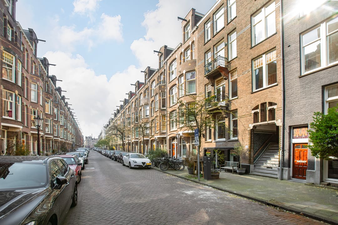 Photo 62 of Valeriusstraat 240-H