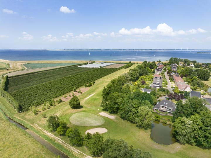 Photo 23 of Grevelingenhout 170