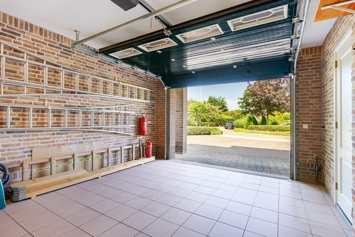 Photo 61 of Grevelingenhout 170