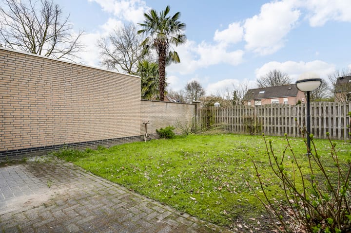 Foto 23 van Maaseikerweg 83