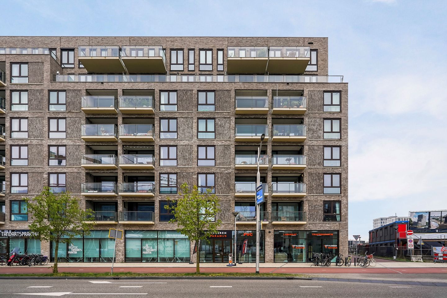 Photo 1 of Van Leeuwenhoekpark 214