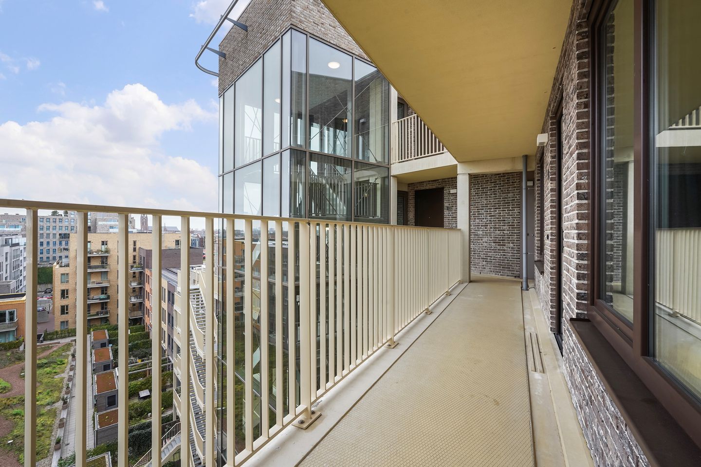 Foto 10 van Van Leeuwenhoekpark 214