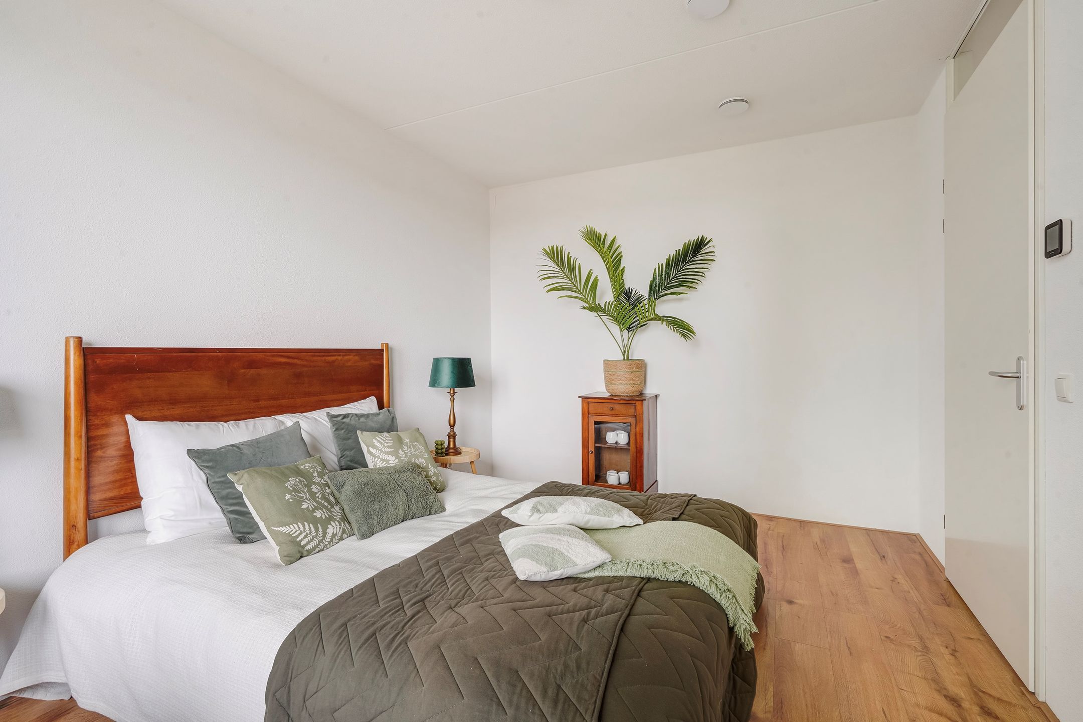 Foto 36 van Van Leeuwenhoekpark 214