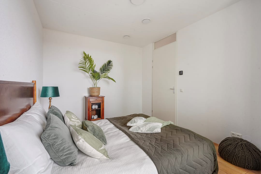 Foto 37 van Van Leeuwenhoekpark 214