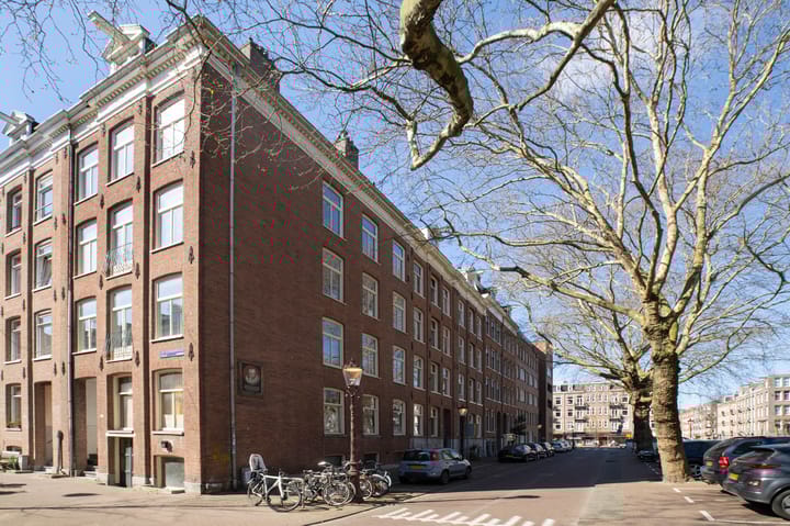 Foto 4 van Van Oldenbarneveldtplein 17-4