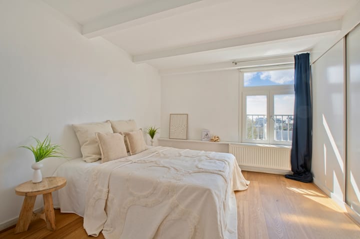 Foto 14 van Van Oldenbarneveldtplein 17-4