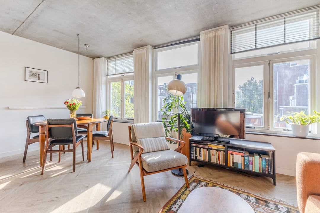 Photo 1 of Eerste Anjeliersdwarsstraat 12-B