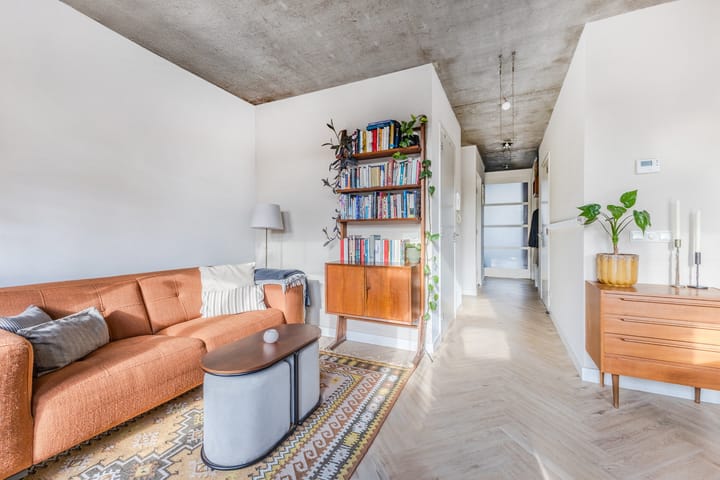 Foto 12 van Eerste Anjeliersdwarsstraat 12-B