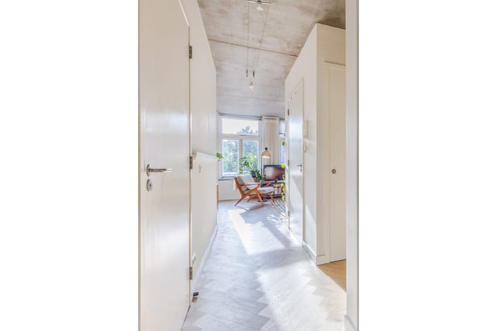 Foto 14 van Eerste Anjeliersdwarsstraat 12-B