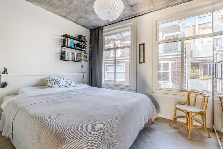 Foto 15 van Eerste Anjeliersdwarsstraat 12-B