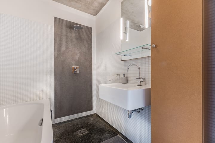 Foto 18 van Eerste Anjeliersdwarsstraat 12-B