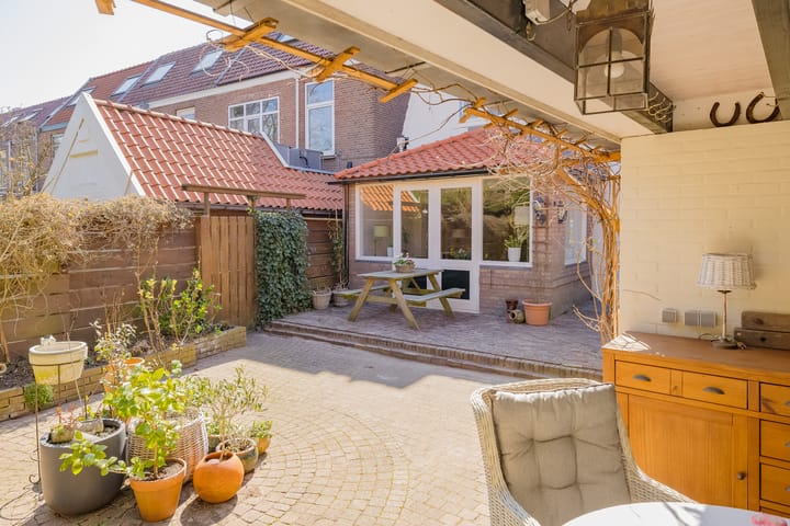 Foto 96 van Dr. Schuitstraat 27