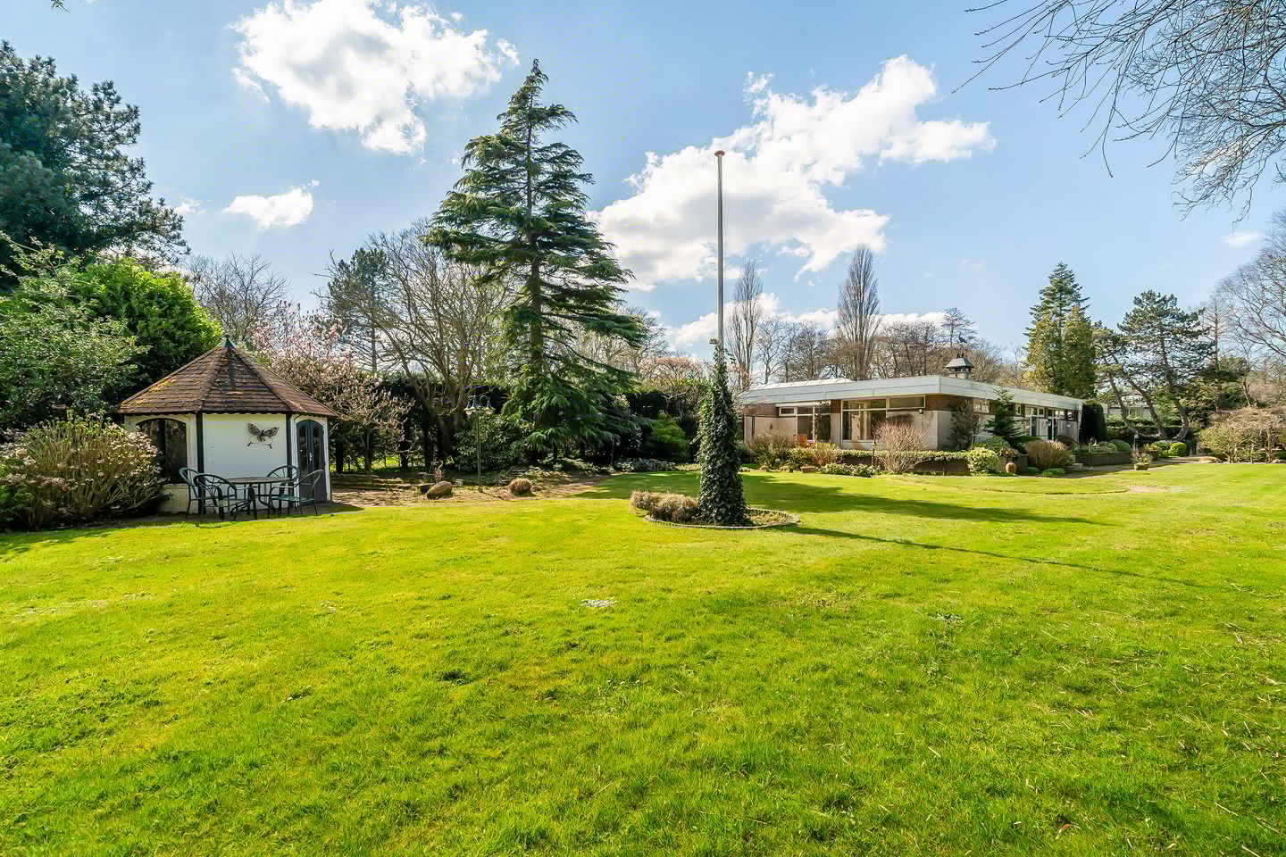 Photo 1 of Pieter Postlaan 10